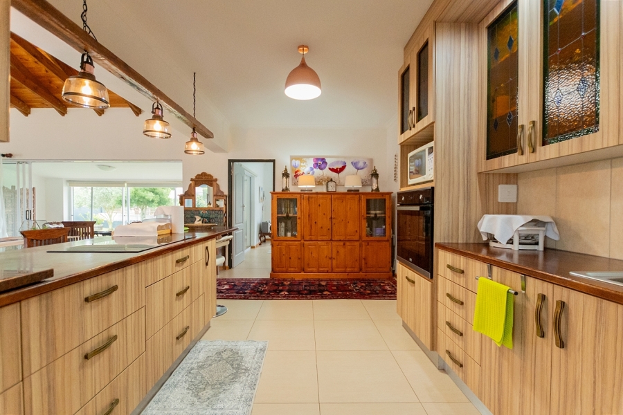 4 Bedroom Property for Sale in Country Club Western Cape